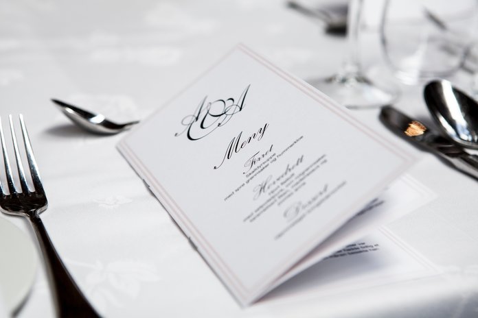 8 Essential Restaurant Menu Design Tips